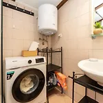 別荘 Romantic Pet Friendly House Orhideja - By Tourist Agency Leut