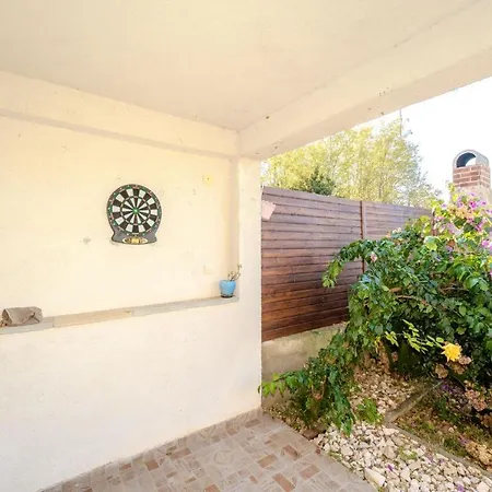 Romantic Pet Friendly House Orhideja - By Tourist Agency Leut 普利拉卡