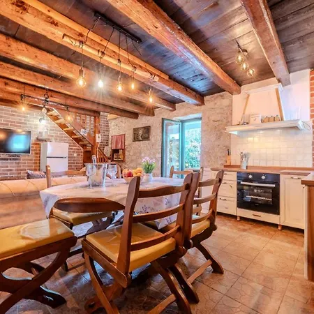 度假居 Romantic Pet Friendly House Orhideja - By Tourist Agency Leut 普利拉卡