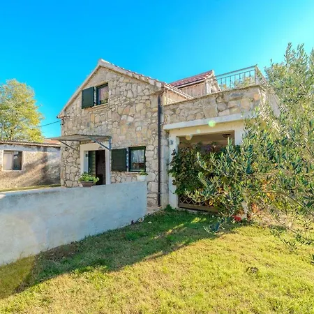Romantic Pet Friendly House Orhideja - By Tourist Agency Leut 普利拉卡