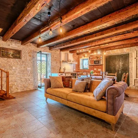 度假居 Romantic Pet Friendly House Orhideja - By Tourist Agency Leut