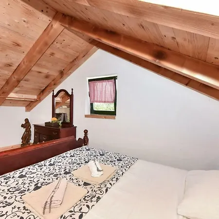 Romantic Pet Friendly House Orhideja - By Tourist Agency Leut