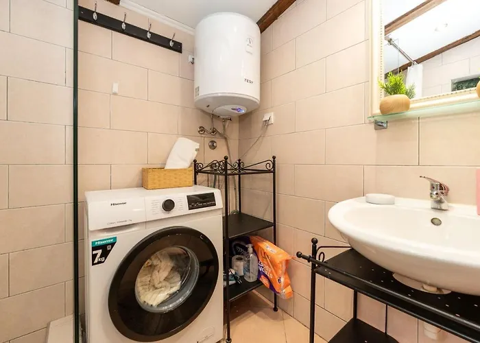 بيت للعطل Romantic Pet Friendly House Orhideja - By Tourist Agency Leut