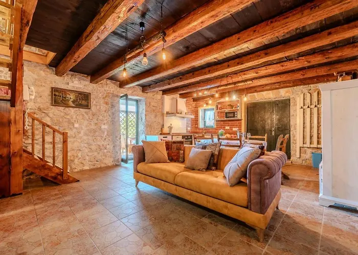 بيت للعطل Romantic Pet Friendly House Orhideja - By Tourist Agency Leut