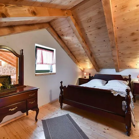 Romantic Pet Friendly House Orhideja - By Tourist Agency Leut Holiday home