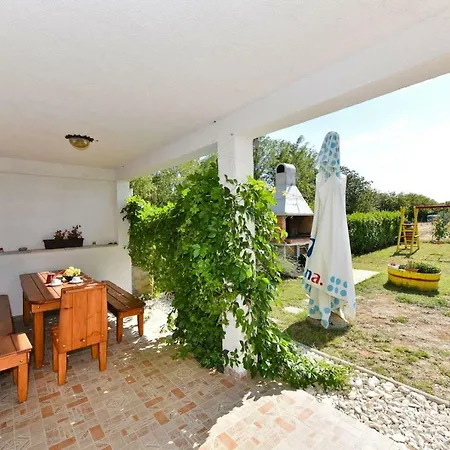 Romantic Pet Friendly House Orhideja - By Tourist Agency Leut Privlaka (Zadar)