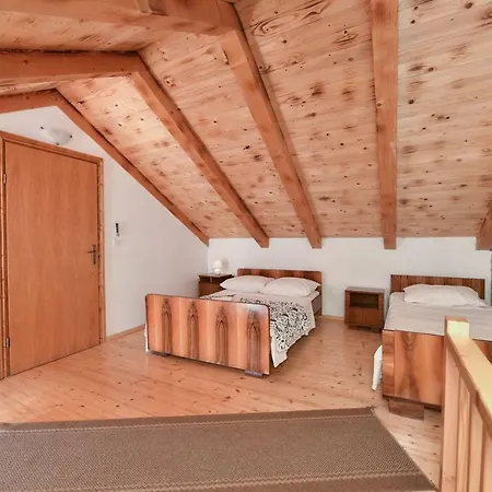 Holiday home Romantic Pet Friendly House Orhideja - By Tourist Agency Leut *