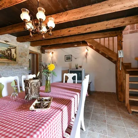 Holiday home Romantic Pet Friendly House Orhideja - By Tourist Agency Leut