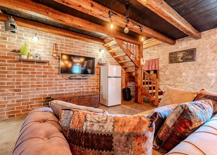 Romantic Pet Friendly House Orhideja - By Tourist Agency Leut Ferienhaus Privlaka (Zadar)