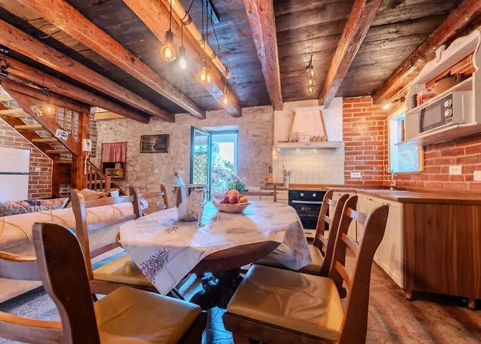 Romantic Pet Friendly House Orhideja - By Tourist Agency Leut * Privlaka (Zadar)